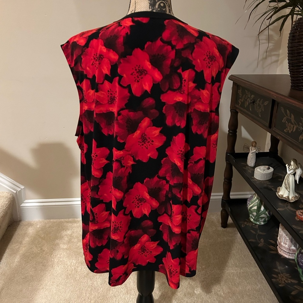 Calvin Klein Red Floral Blouse - Picture 4 of 8